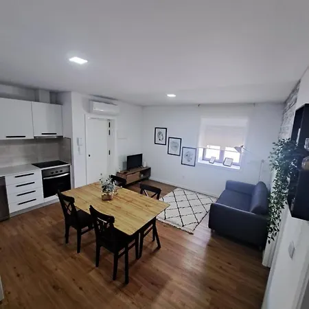 House 2 Hébergement de vacances *