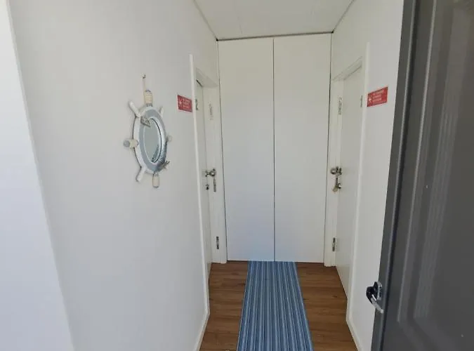 Hébergement de vacances House 2 *