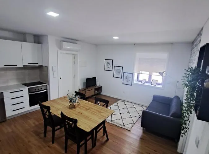 House 2 Hébergement de vacances *